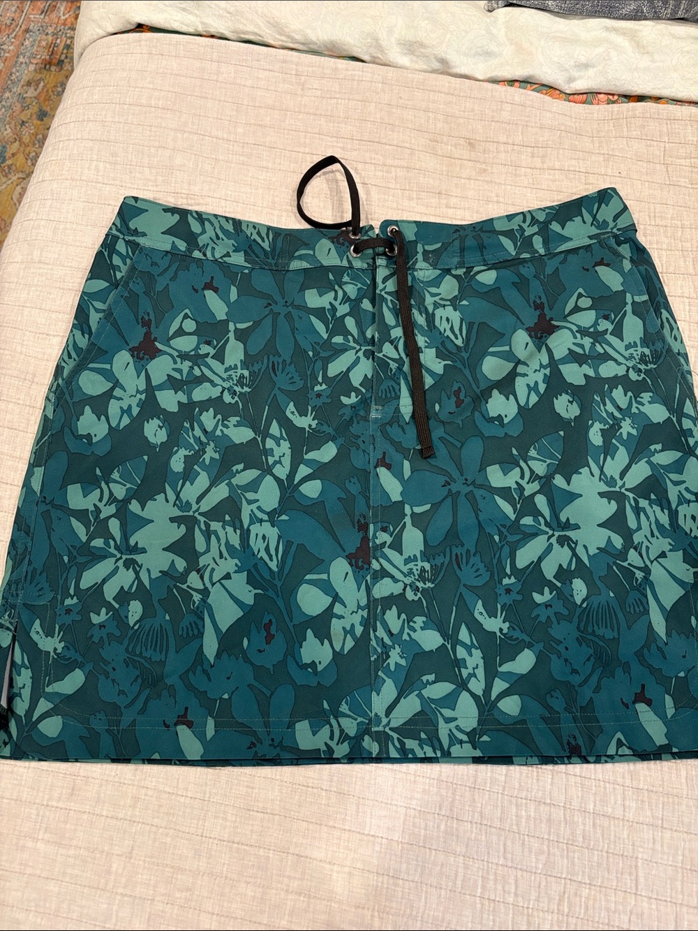 Ripskirt Hawaii Teal Floral Drawstring Mini Skirt